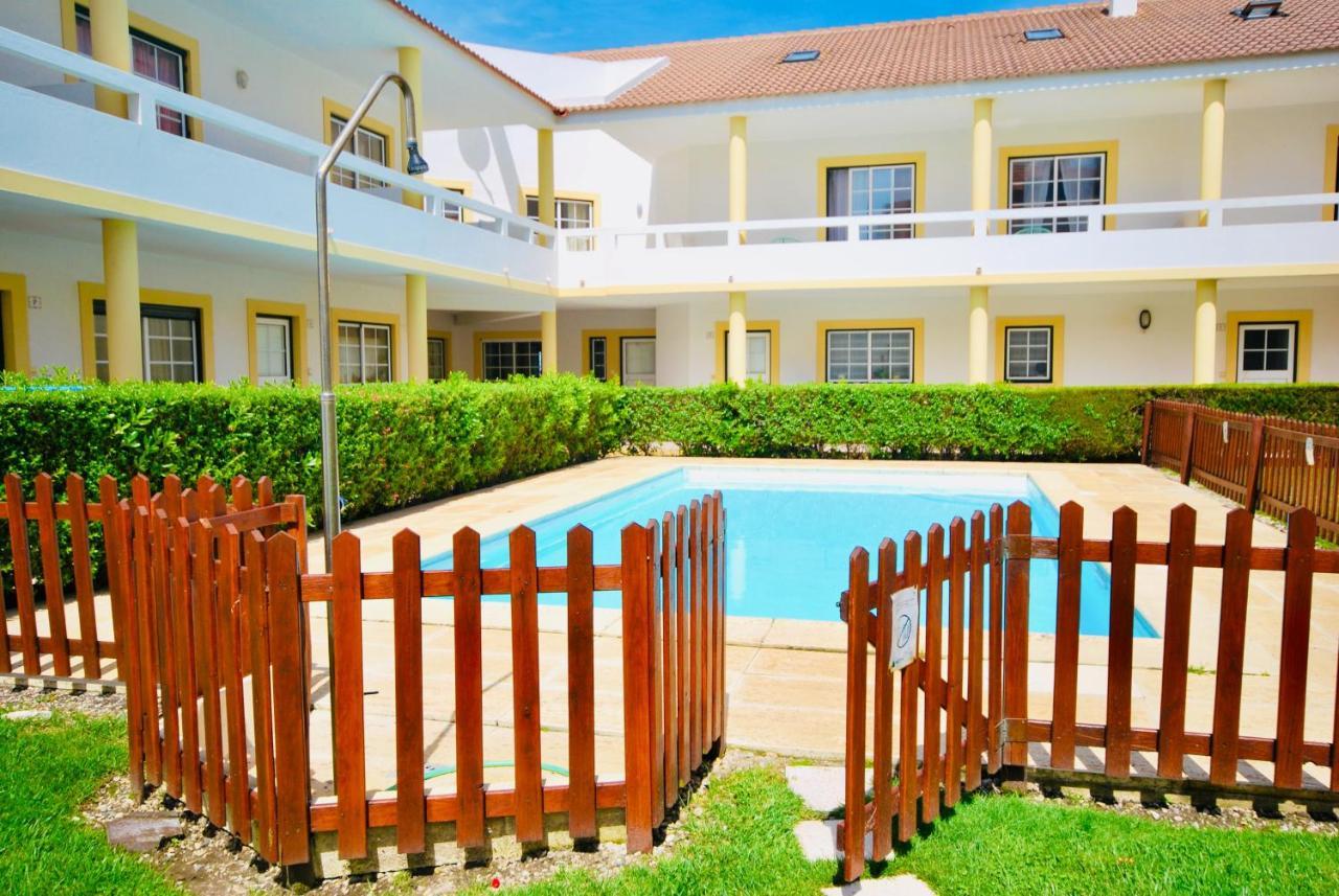 Catarina House - Baleal Beach, Balcony, Pool Ferrel  Exteriör bild